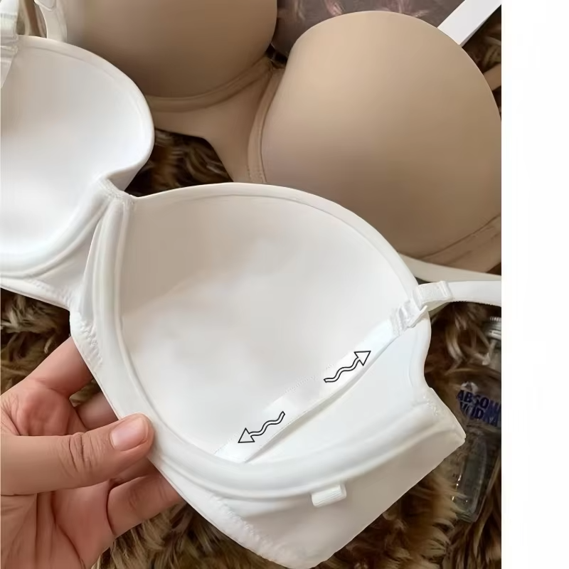 Seamless 1/2 Cup Push-Up Bra.