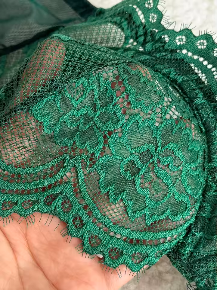 Dark Green Lace 2-Piece Set .