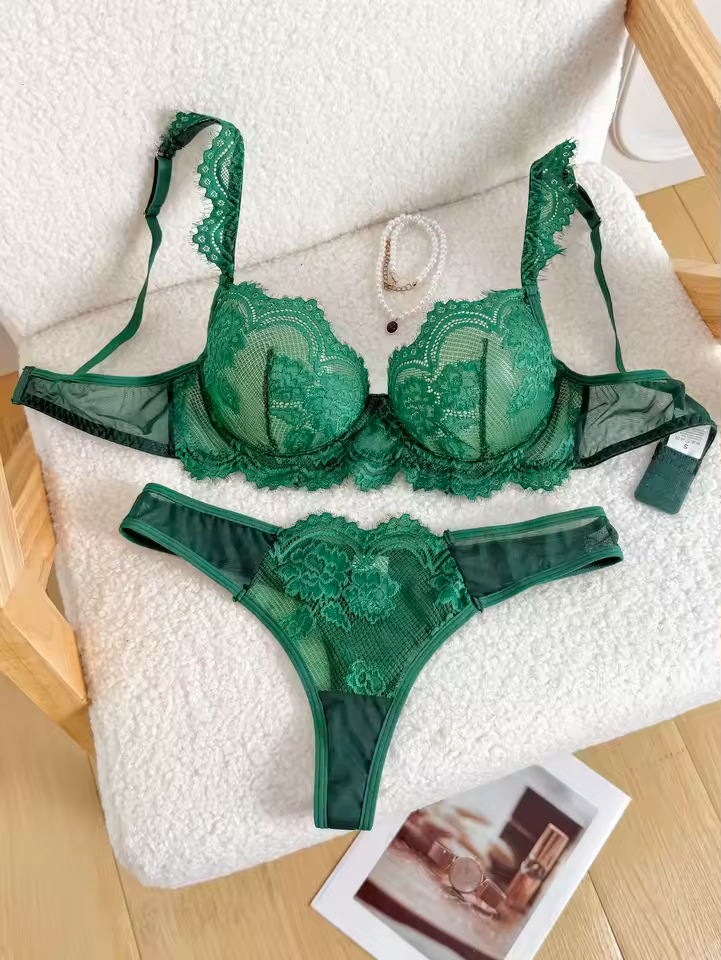 Dark Green Lace 2-Piece Set .