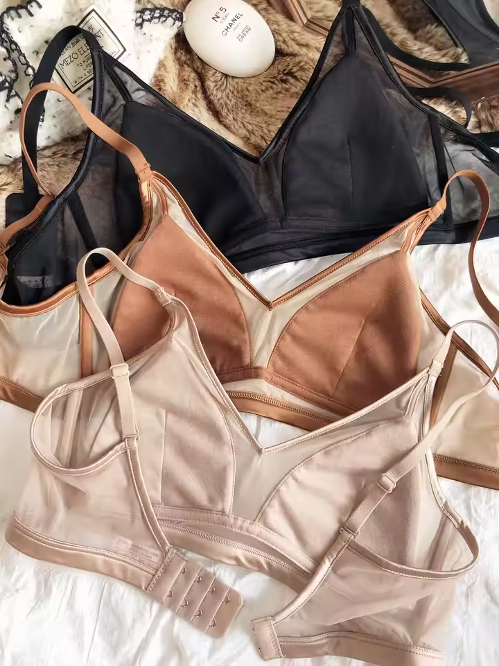 French Silk Lace V-Neck Wireless Bra.