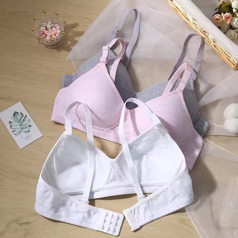 Women’s Wireless Gathering Bra .